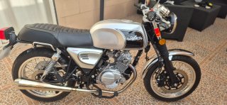 Moto 125cc clasica estilo retro  Muy Nueva