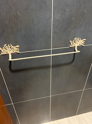 Toallero baño diseño árbol