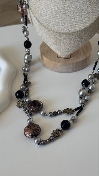 Collana donna con perle nere e marroni