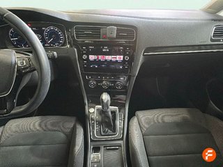 Volkswagen Golf Sport R-Line 1.5 TSI 110kW DSG Variant