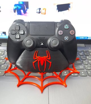 Soporte Mando PS4 Spiderman + Base Telaraña