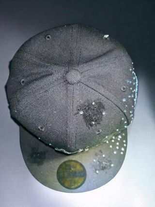 Cappellino New Era personalizzato con strass
