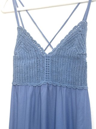 Vestido largo crochet azul Stradivarius