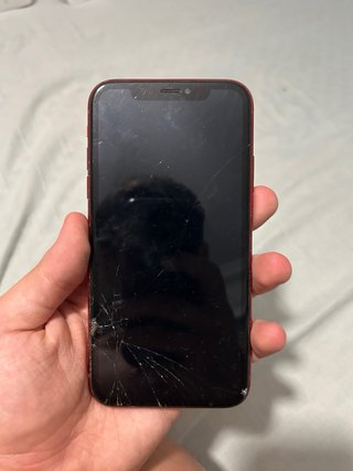 iPhone XR 128GB Rojo - Pantalla Rota