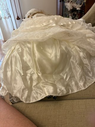 Bambola porcellana vestito bianco