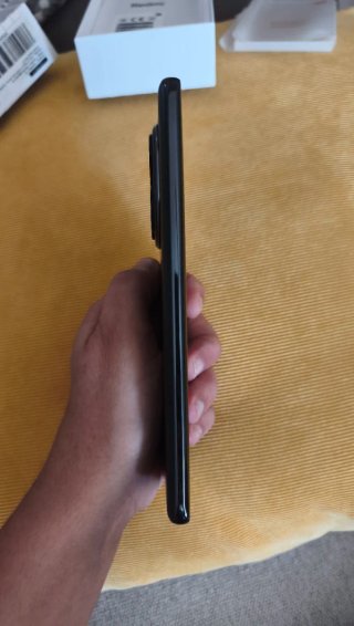 Xiaomi Redmi Note 14 Pro 5G 512GB Negro y funda.