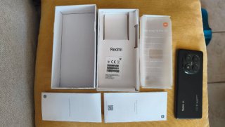Xiaomi Redmi Note 14 Pro 5G 512GB Negro y funda.
