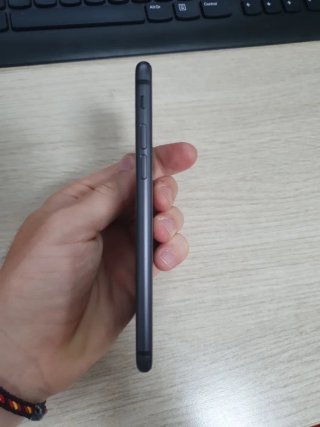 iPhone 8 64GB Negro