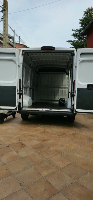 Alquiler FURGONETA+CONDUCTOR. Ducato. Urgencias