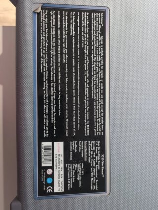 Telescopio negro con maletín