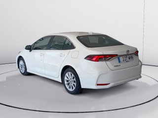 Toyota Corolla 1.5 Sedan 92 kW (125 CV)