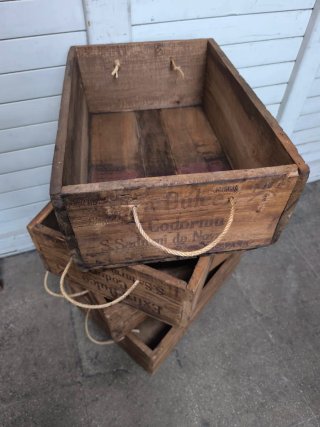 Cajas antiguas Codorniu madera.