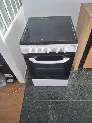 Cocina Eléctrica Vitrocerámica Beko