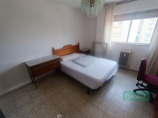 Piso en alquiler en Cervantes en Granada
