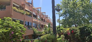 Piso en alquiler en Elviria en Marbella