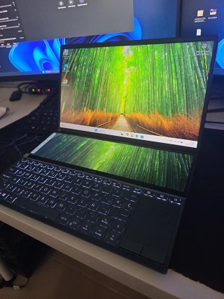 ASUS ZenBook Duo 14 UX481F i7