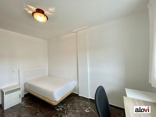Piso en alquiler en Barrio de Zaidín en Granada