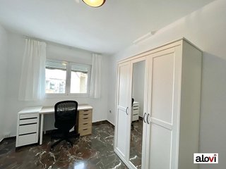 Piso en alquiler en Barrio de Zaidín en Granada
