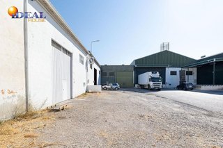 Nave industrial en venta en Mediterráneo - Ronda Lindaraja en Atarfe