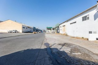 Nave industrial en venta en Mediterráneo - Ronda Lindaraja en Atarfe