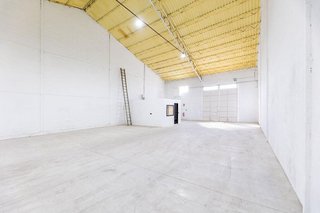 Nave industrial en venta en Mediterráneo - Ronda Lindaraja en Atarfe