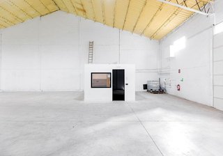 Nave industrial en venta en Mediterráneo - Ronda Lindaraja en Atarfe