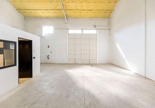 Nave industrial en venta en Mediterráneo - Ronda Lindaraja en Atarfe