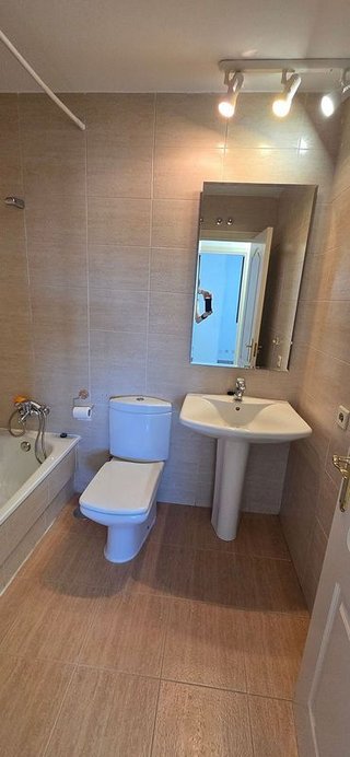 Piso en alquiler en La Florida - El Plantío en Madrid