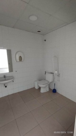 Local comercial en alquiler en Zona Bahía Blanca en Cádiz