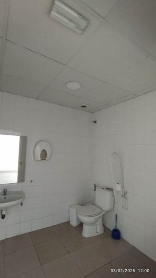 Local comercial en alquiler en Zona Bahía Blanca en Cádiz