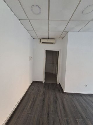 Local comercial en alquiler en Crevillet - Pinar Alto en Puerto de Santa María (El)