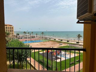 Piso en alquiler en Port Saplaya en Alboraya