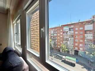 Piso en alquiler en Pacífico en Madrid