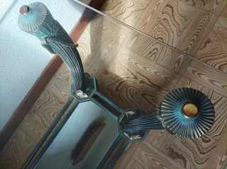 Mesa de centro cristal y metal dorada