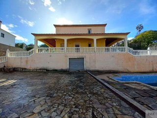Chalet en venta en Zona Urbanizaciones en Alzira