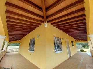 Chalet en venta en Zona Urbanizaciones en Alzira