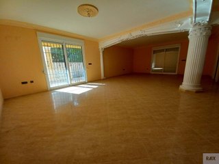 Chalet en venta en Zona Urbanizaciones en Alzira