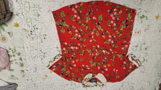 Pantalón rosa y blusa estampada S, y pantalón 36
