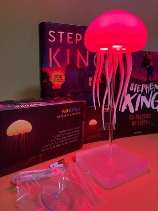 Lámpara Medusa Aurora Mood Light de noche