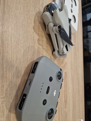 DJI Mini 3 – Dron Mini con cámara ligero