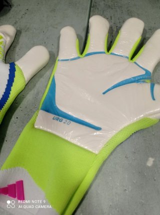 Guantes de portero Adidas Predator URG 2.0