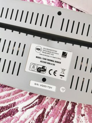 Encuadernadora GBC Thermabind T200 + 40 tapas
