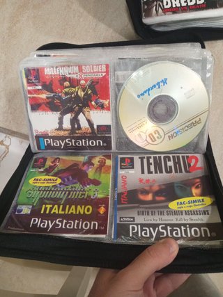 Giochi PC e PS1 Neri