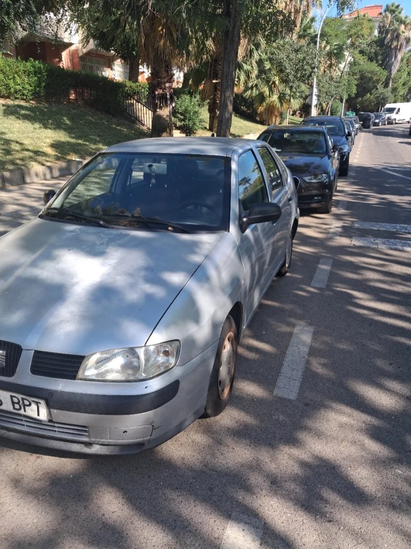 SEAT Cordoba 2002 - foto 1