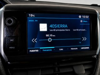 Peugeot 2008 PureTech 130 S&S Allure 96 kW (130 CV)