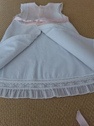 Vestido y gorrito Paz Rodríguez 1-3 meses