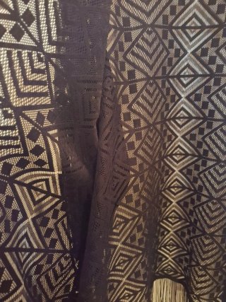 Kimono calado negro con flecos