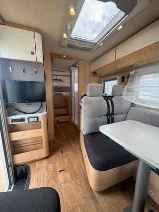 Autocaravana Integral HYMER B 680 MC