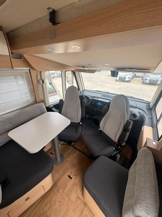 Autocaravana Integral HYMER B 680 MC