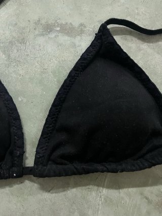 Top bikini negro efecto piel talla M